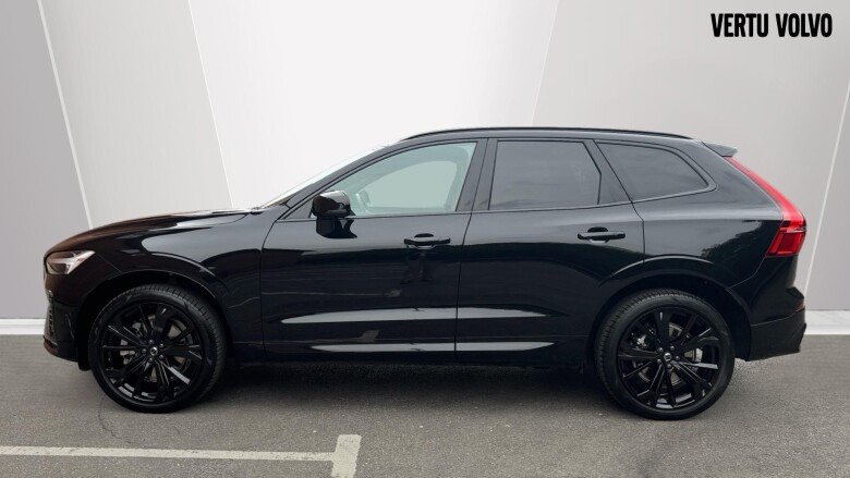 Volvo XC60 2.0 B5P Plus Black Edition 5dr AWD Geartronic Petrol Estate